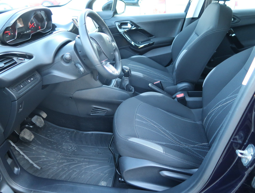 Peugeot 208, 2014