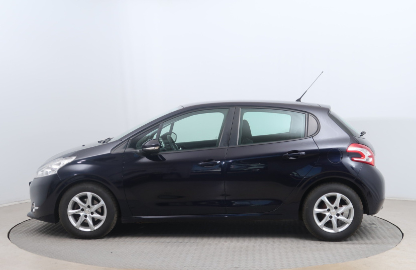 Peugeot 208, 2014