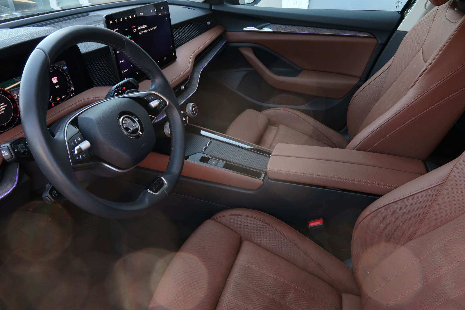 Škoda Superb - 2024