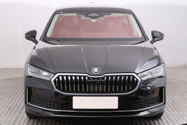 Škoda Superb - 2024
