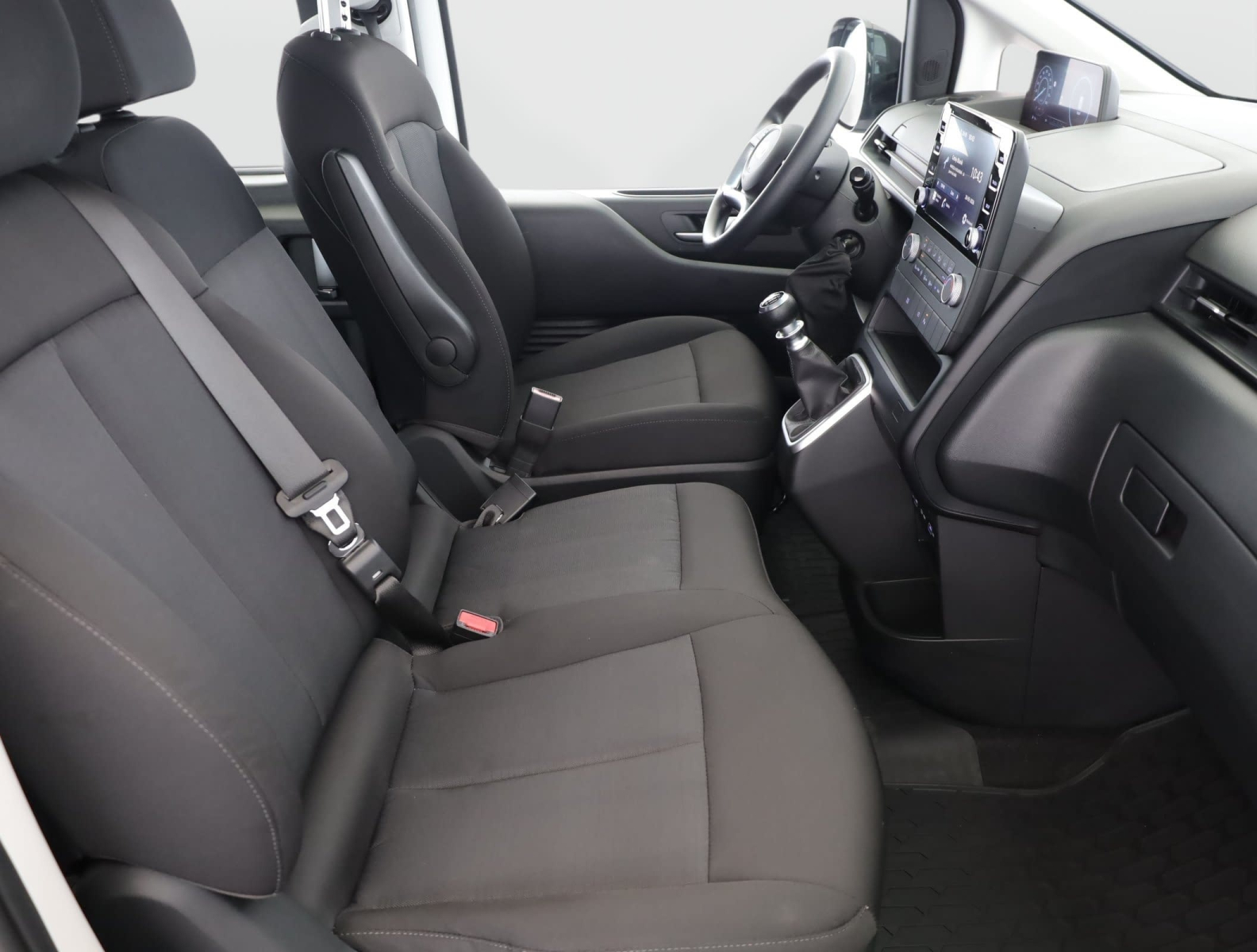 Hyundai Staria - 2024