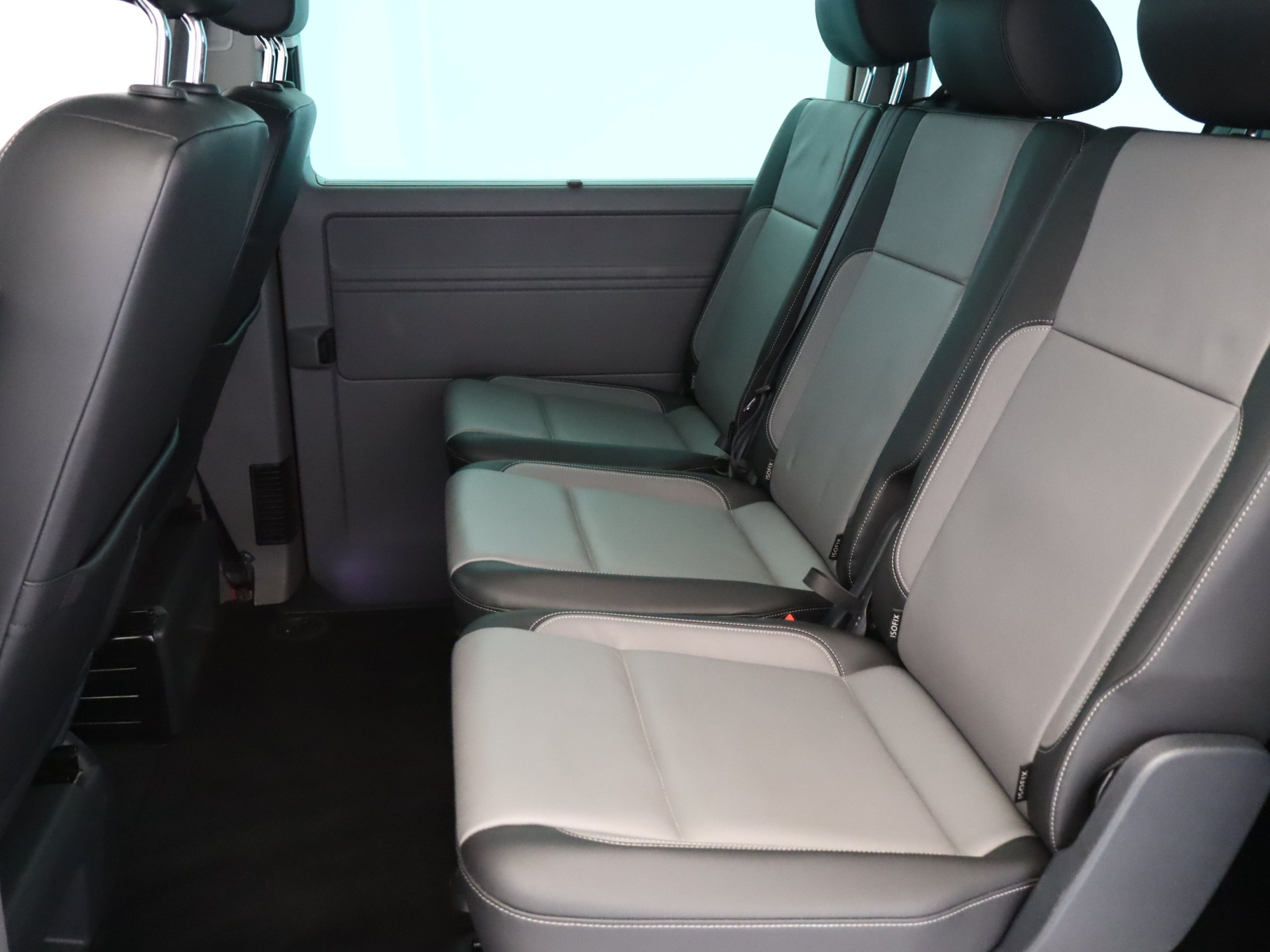 Volkswagen Caravelle - 2021