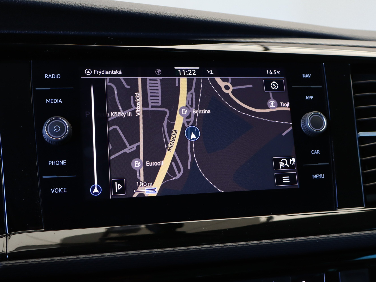 Volkswagen Caravelle - 2021