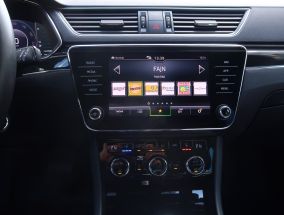 Škoda Superb - 2021