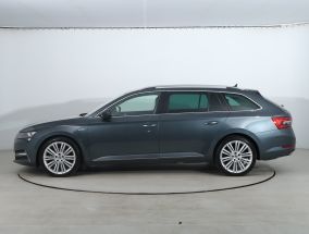 Skoda Superb - 2021