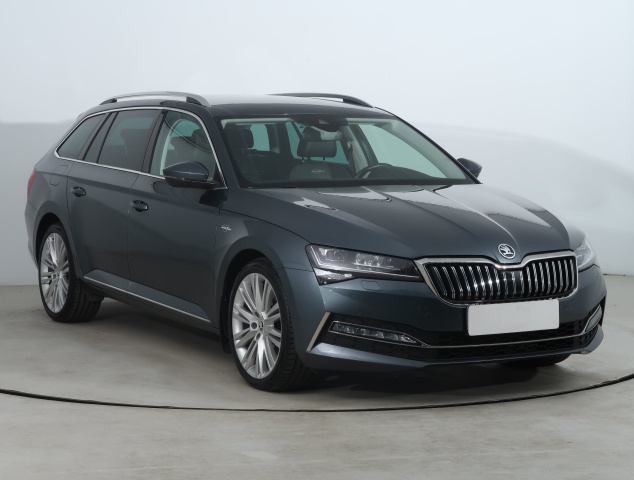Škoda Superb 2021