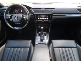 Škoda Superb - 2021