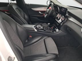 Mercedes-Benz C - 2020