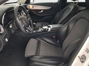 Mercedes-Benz C - 2020