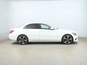 Mercedes-Benz C - 2020
