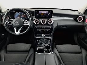 Mercedes-Benz C - 2020