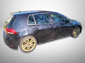 Volkswagen Golf - 2016