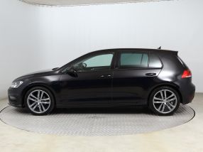 Volkswagen Golf - 2016