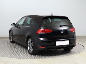 Volkswagen Golf - 2016