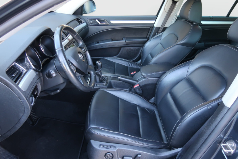 Škoda Superb, 2014