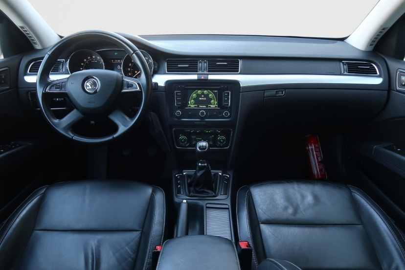Škoda Superb, 2014