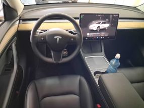 Tesla Model Y - 2022