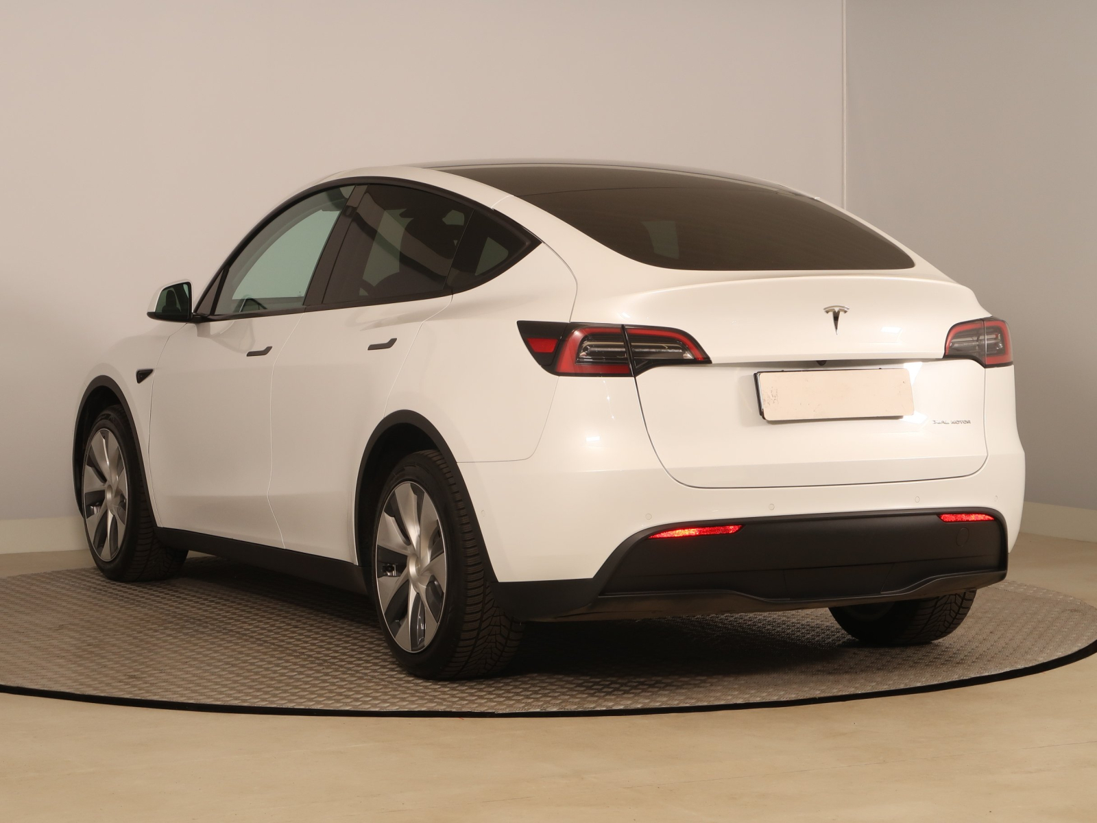 Tesla Model Y - 2022