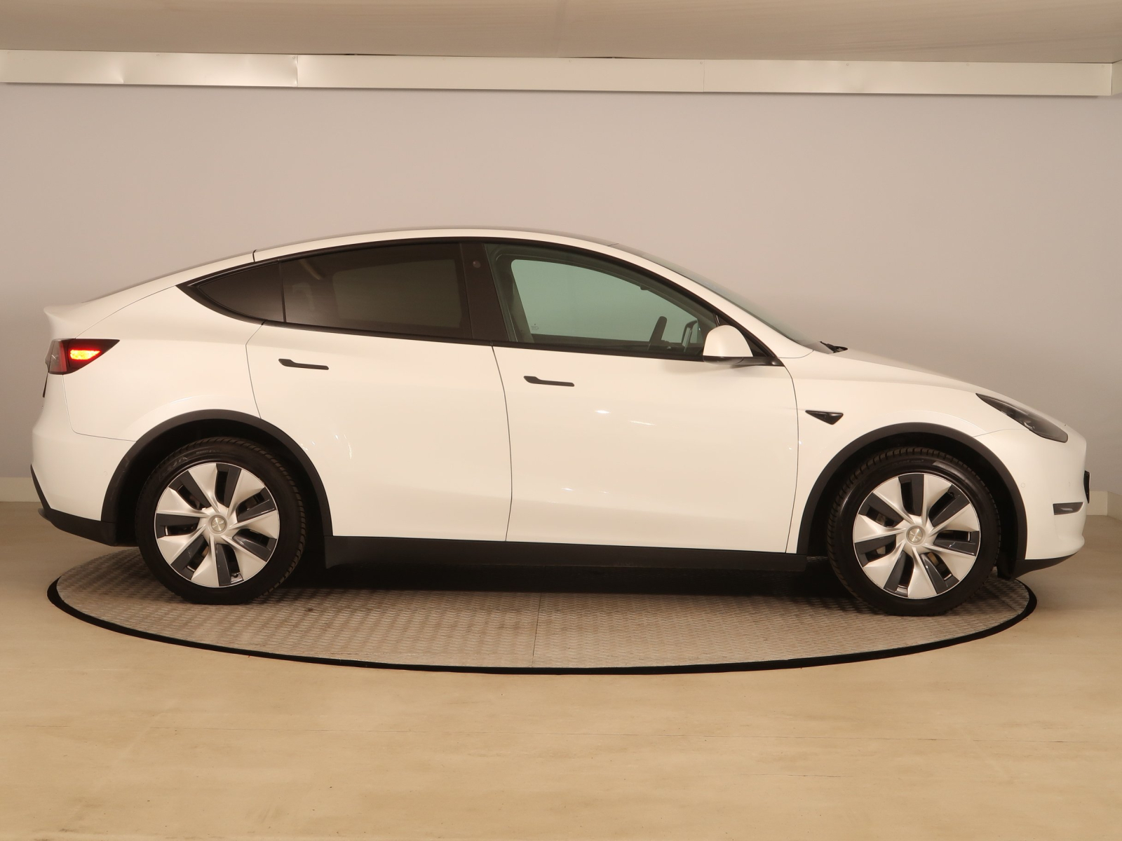 Tesla Model Y - 2022