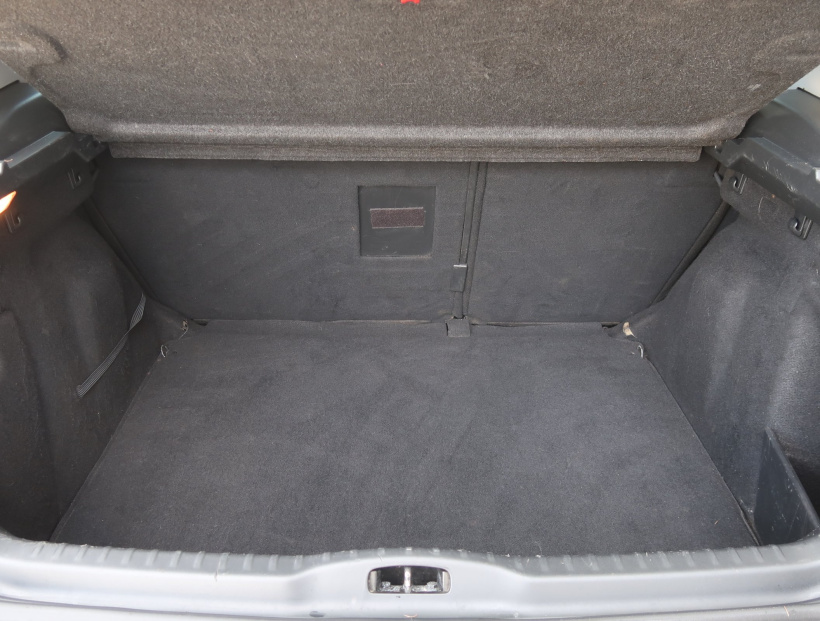 Peugeot 308, 2011