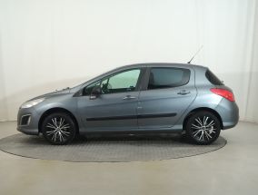 Peugeot 308 - 2011