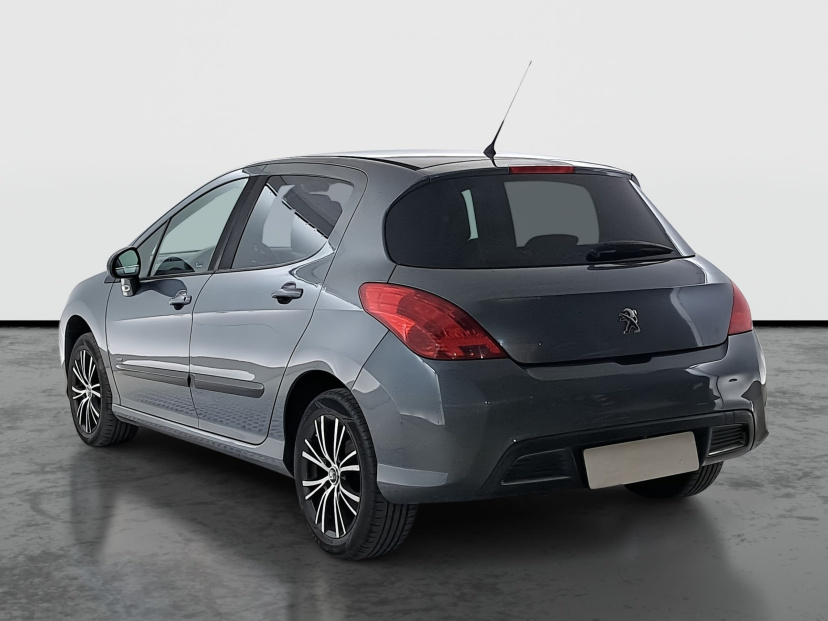Peugeot 308, 2011