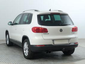 Volkswagen Tiguan - 2013