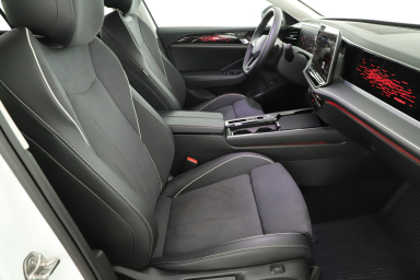 Volkswagen Passat - 2025