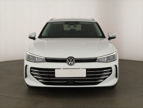 Volkswagen Passat - 2025