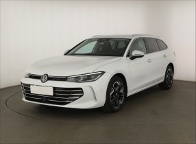 Volkswagen Passat - 2025