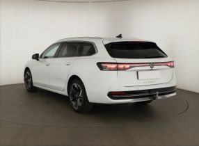 Volkswagen Passat - 2025