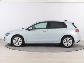 Volkswagen Golf - 2025