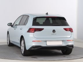 Volkswagen Golf - 2025