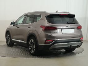 Hyundai Santa Fe - 2020