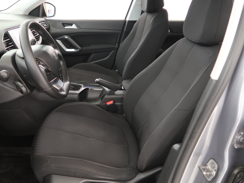 Peugeot 308, 2017