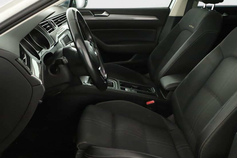 Volkswagen Passat, 2017