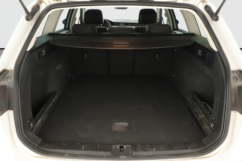Volkswagen Passat, 2017