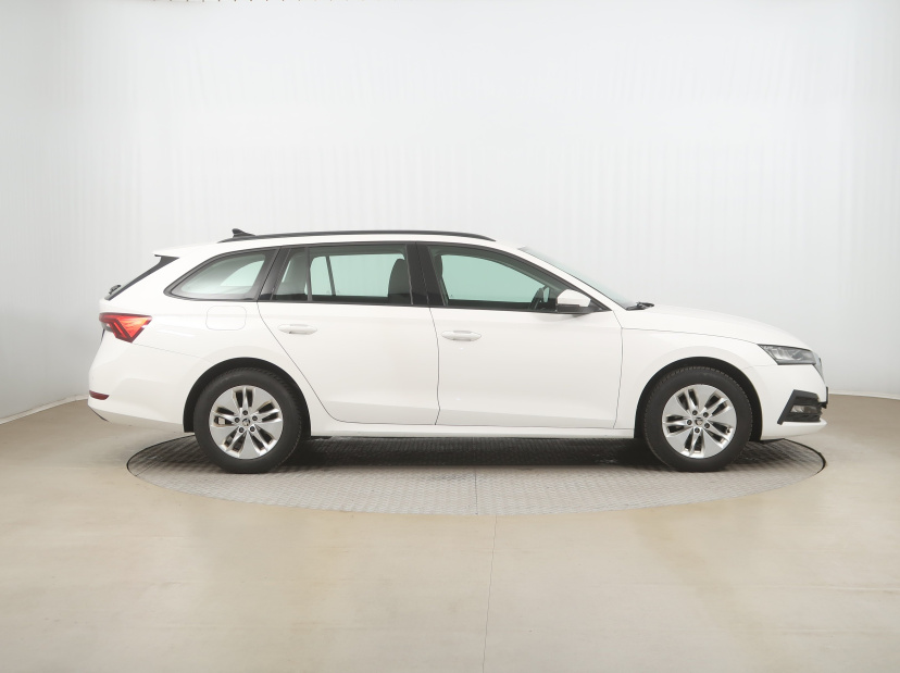 Škoda Octavia, 2021