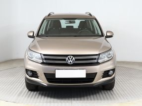 Volkswagen Tiguan - 2012