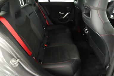 Mercedes-Benz CLA - 2024