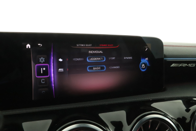 Mercedes-Benz CLA - 2024