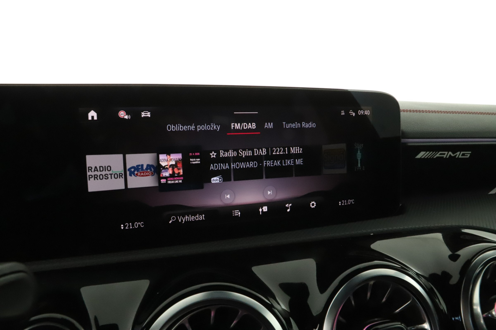 Mercedes-Benz CLA - 2024