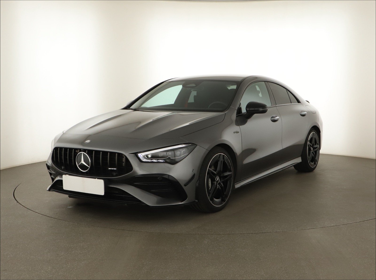 Mercedes-Benz CLA - 2024