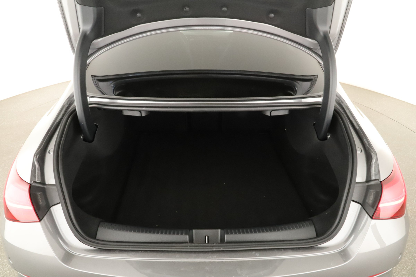 Mercedes-Benz CLA - 2024