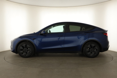 Tesla Model Y - 2025