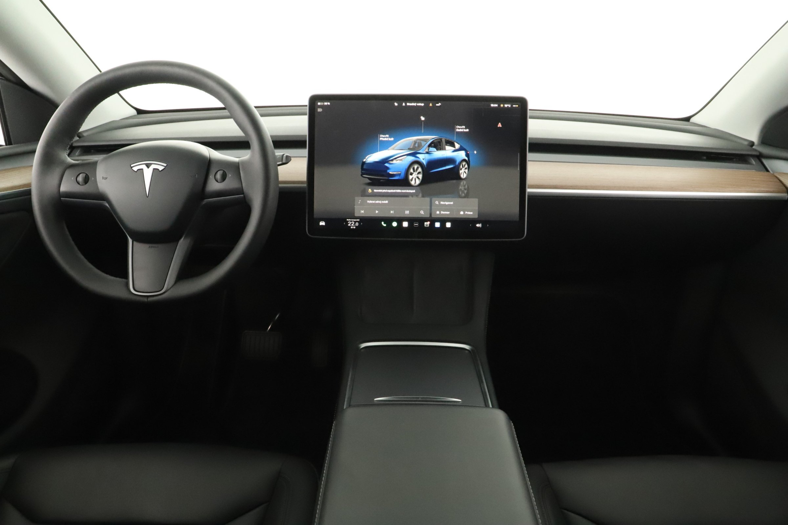 Tesla Model Y - 2025