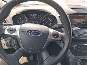 Ford Kuga - 2015