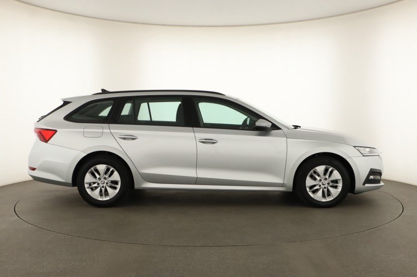 Škoda Octavia, 2022