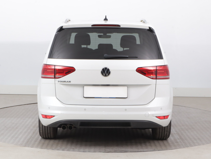 Volkswagen Touran, 2021