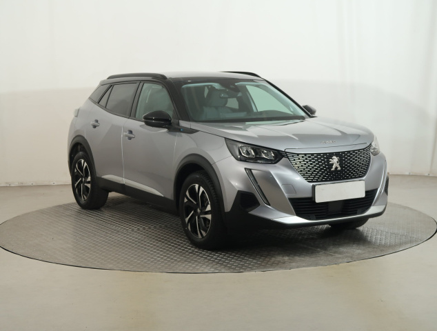 Peugeot e-2008 2022
